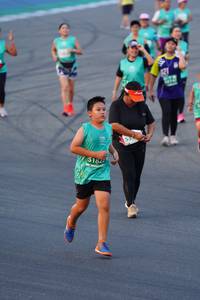 BIB: 5182
                            <button type="button" onclick="openModal(10521731)" class="btn btn-primary btn-sm float-right btn-popup" data-toggle="modal" data-target=".modal-high-quality">
                        <i class="fas fa-shopping-cart"></i> Add to Cart
                    </button>
                                            <button type="button" onclick="isThisMe(10521731, true)" class="btn btn-success btn-sm float-right btn-popup btn-isme hidden" data-toggle="tooltip" data-placement="bottom" title="นี่คือรูปของคุณใช่ไหม คลิกที่นี่เพื่อเอาเข้าอัลบั้ม">
                        <i class="fas fa-plus"></i> Add to album
                    </button>
                    <button type="button" onclick="isThisMe(10521731, false)" class="btn btn-warning btn-sm float-right btn-popup btn-isnotme hidden">
                        <i class="fas fa-ban"></i> Remove from album
                    </button>